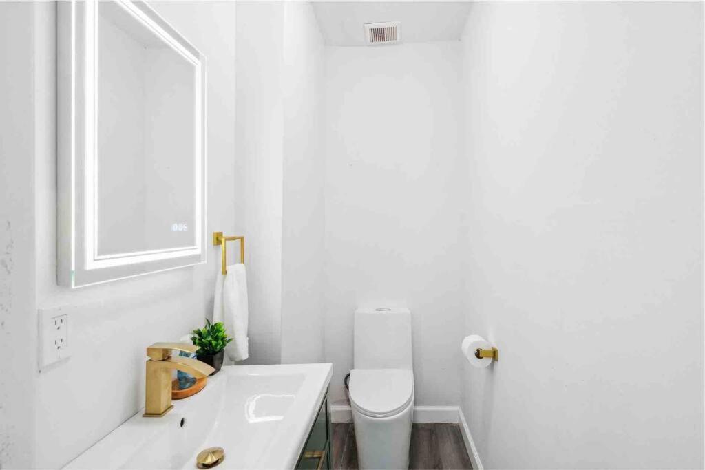 New! Havana Nights Villa ! Walk To Calle Ocho! Miami Eksteriør bilde